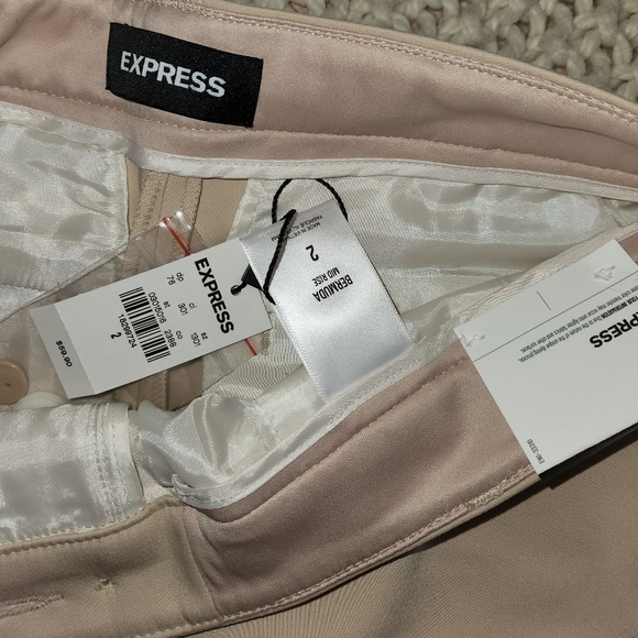 Express Khaki Bermuda Shorts - Picture 4 of 4